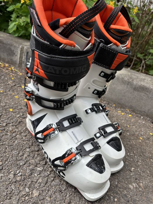 Vand clapari ski Atomic