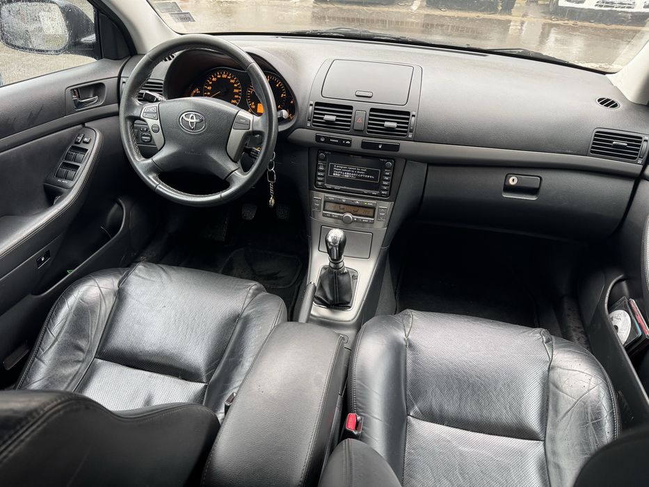 TOYOTA Avensis 0 — imagine 3