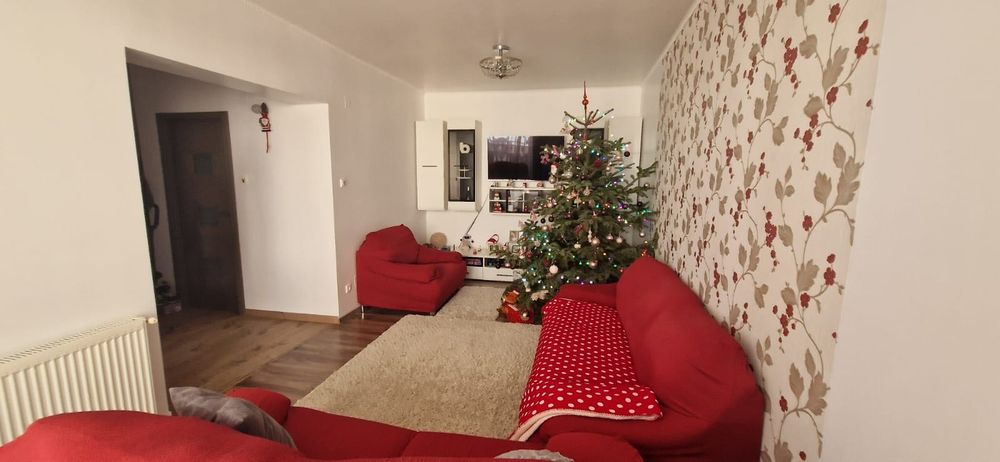 Vând apartament cu 2 camere