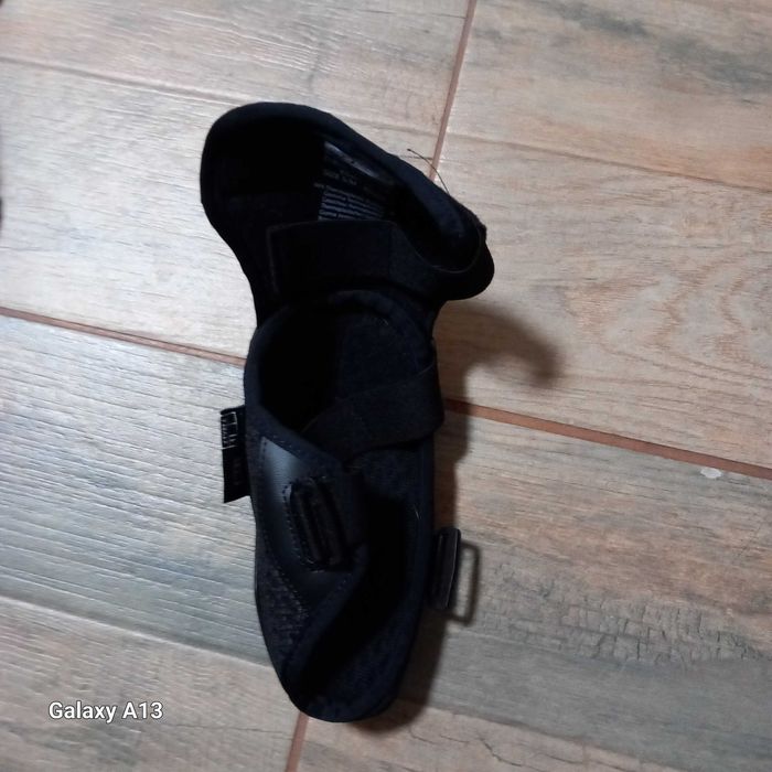 Наколенки и налакатници за дете