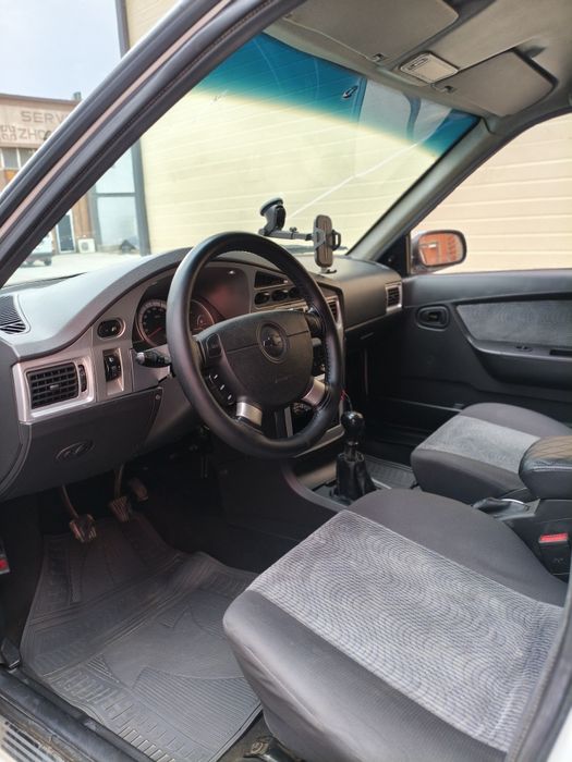 NEXIA 2  tez va arzon sotiladi !