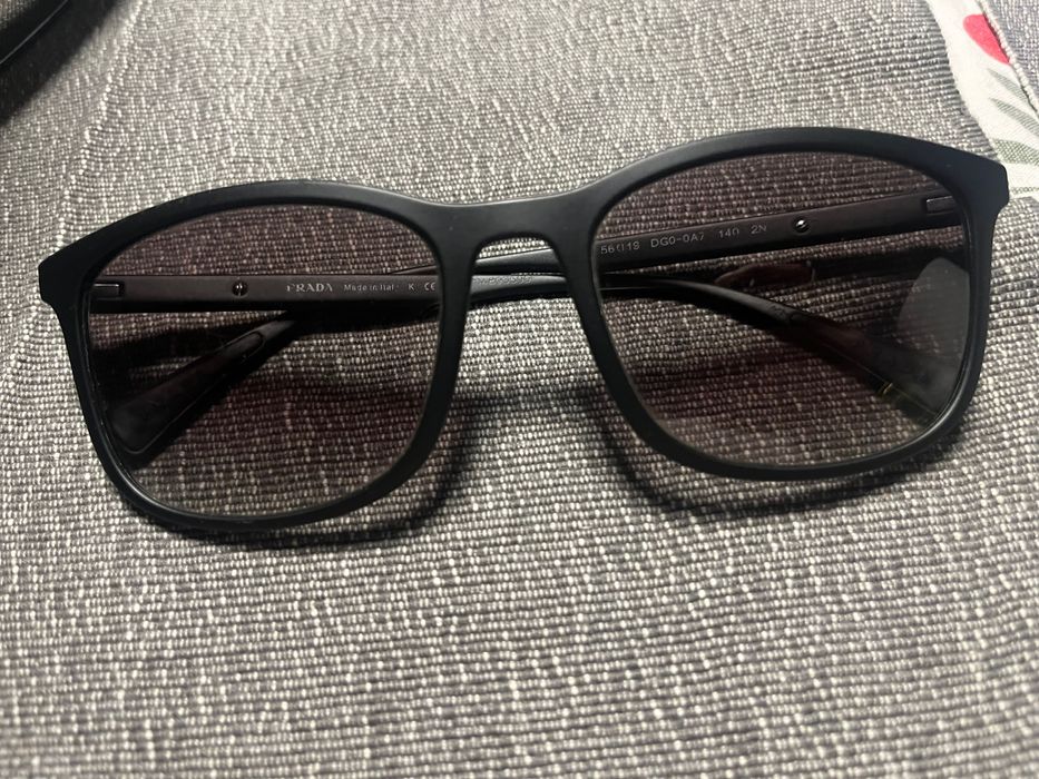 Слънчеви очила Prada