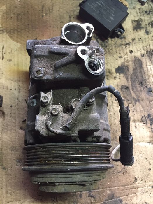 Compresor clima Jeep grand cheroke 2.7 cdi 3.1 td pret 400 lei bucata