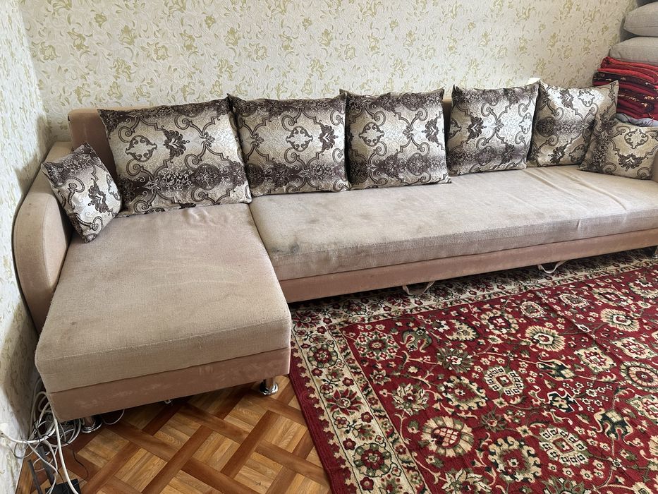 Продам диван раздвижной