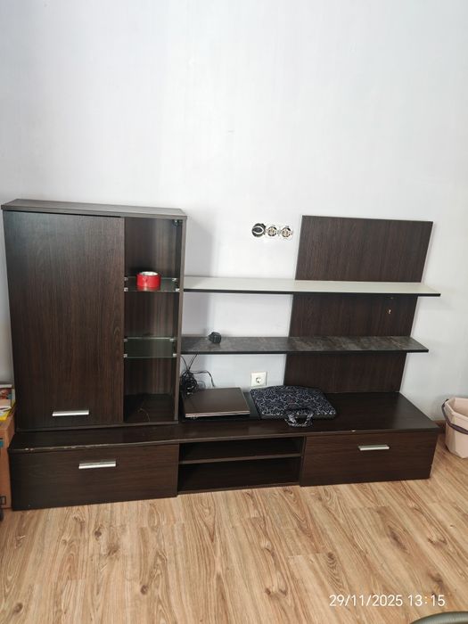 Продам тумбу под тв и полку
