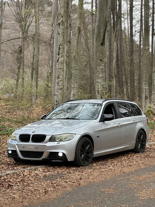 BMW E91 318d LCI