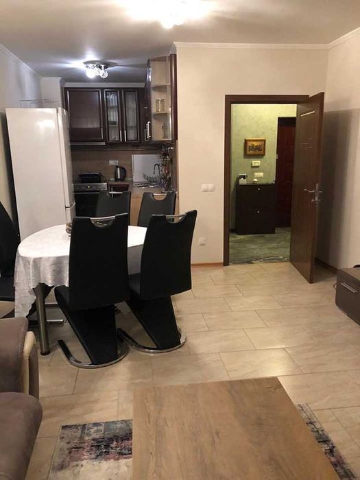 Дава се под наем Тристаен апартамент в Бургас, Зорница - 115 кв.м за 204 € - Снимка #7