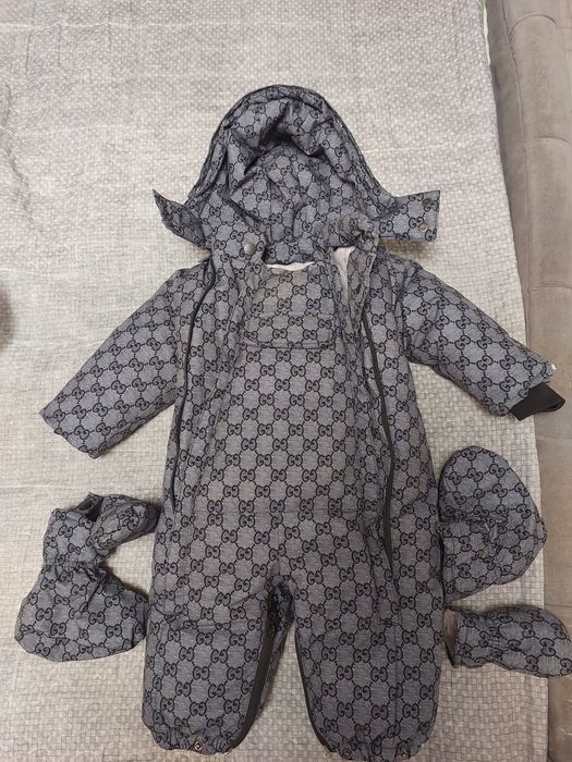 Продам детский комбенизон