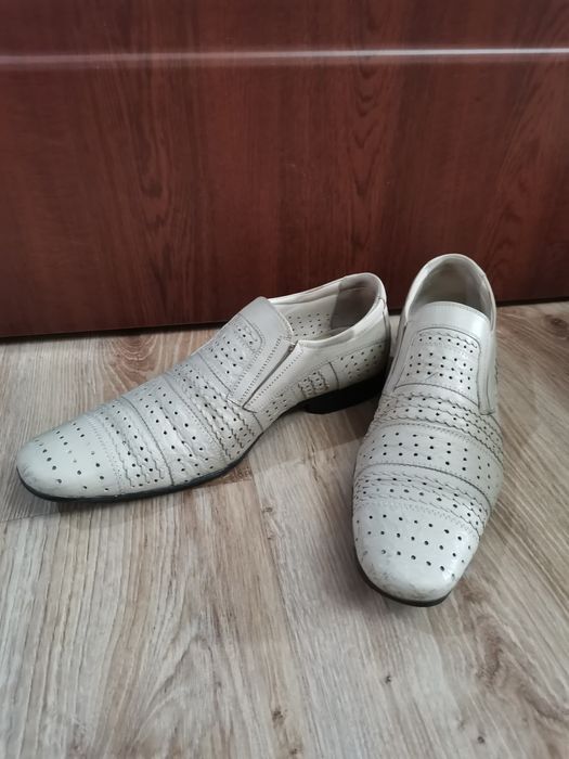 Продаются мужские туфли, кожа, размер 41