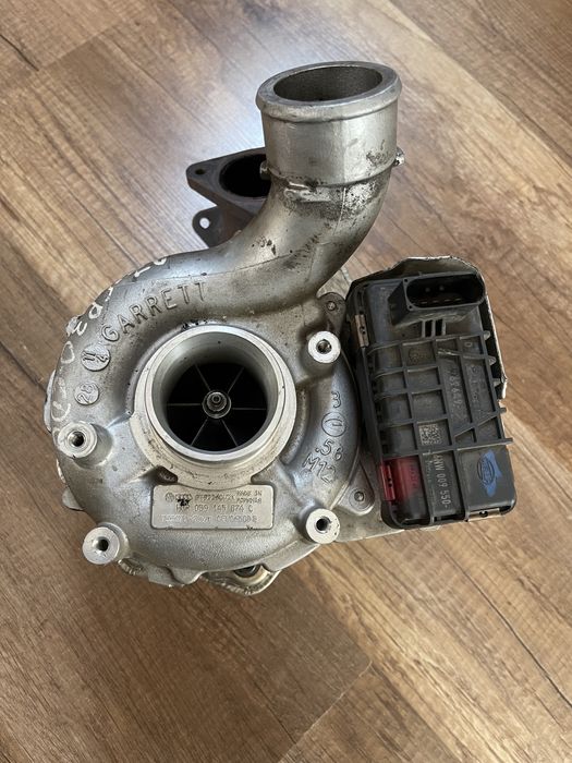 Turbo Garrett 3.0 TDI Audi/VW/Porsche cod 059145874C + actuator Hella