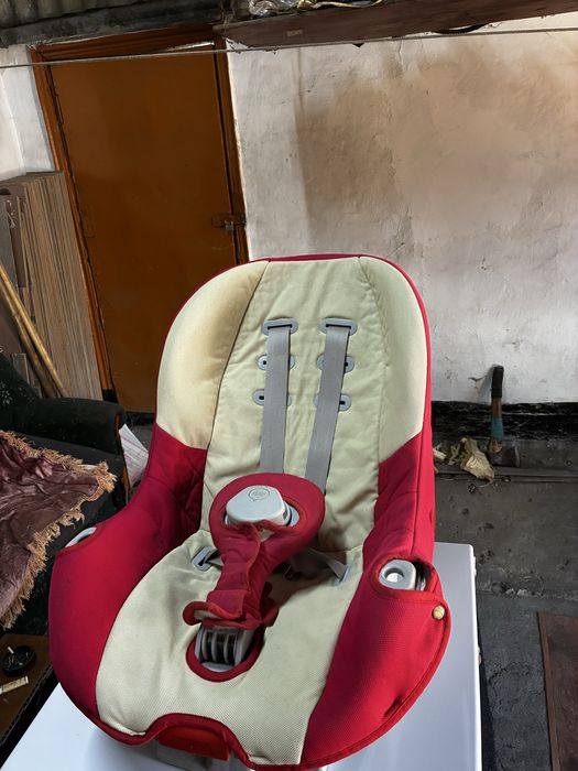 Детское кресло в хорошем состоянии