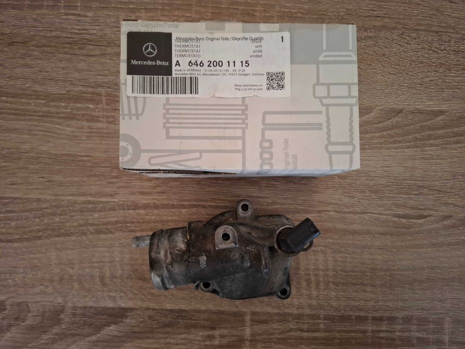 Термостат за Mercedes C220 CDI w203 - OM646 DE22 LA