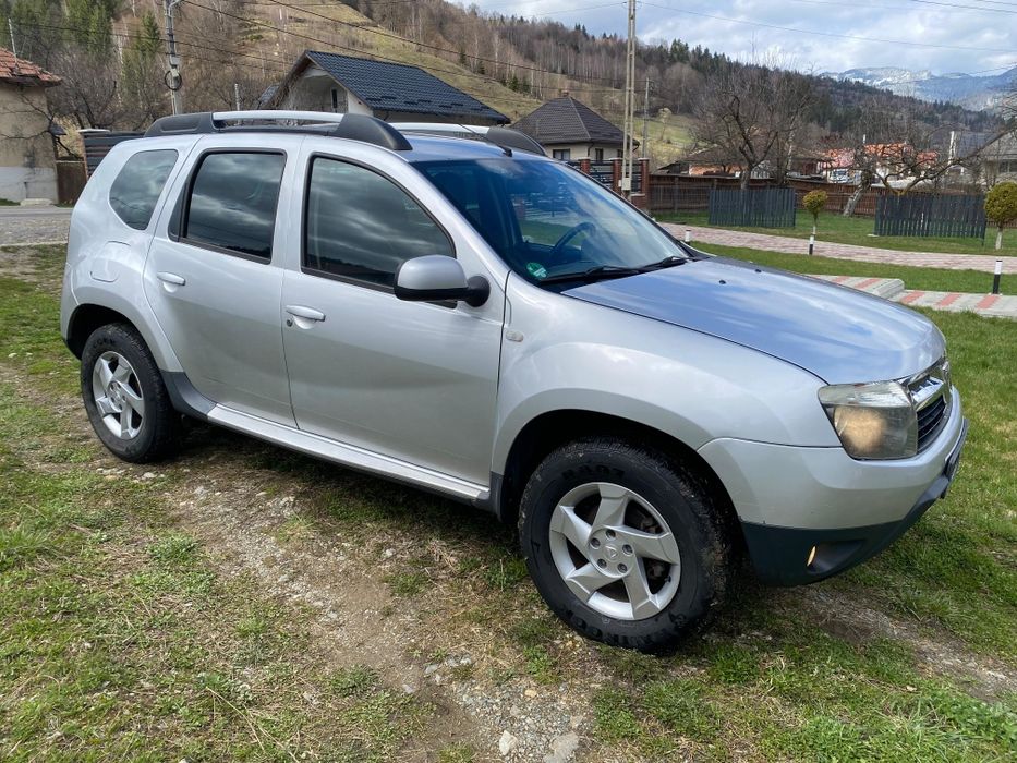 Dacia Duster 1.5 dci 4x4 
An fabricare -2011
