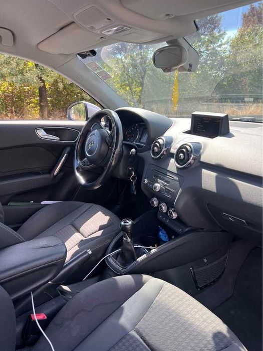 Audi A1, o mașină compactă, elegantă și economică,