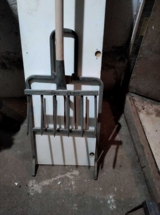 Инструменты для перекопки почвы