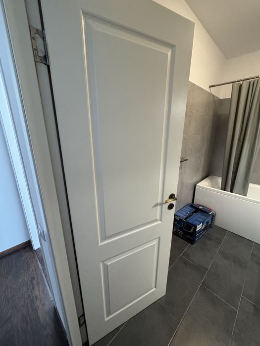 Usi interior albe  1 buc 70x200, 2 buc 80x200