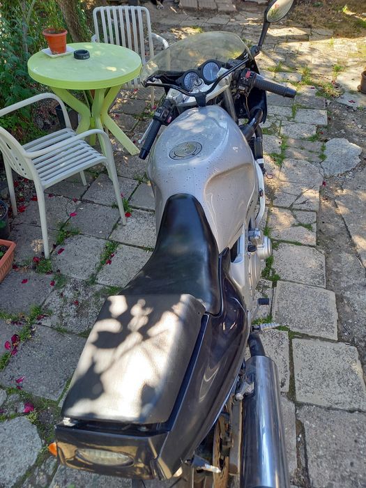 Yamaha fzr 600..