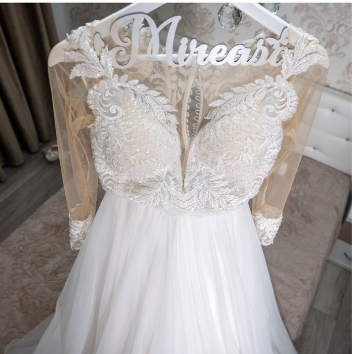 Vand rochie de mireasa marimea M