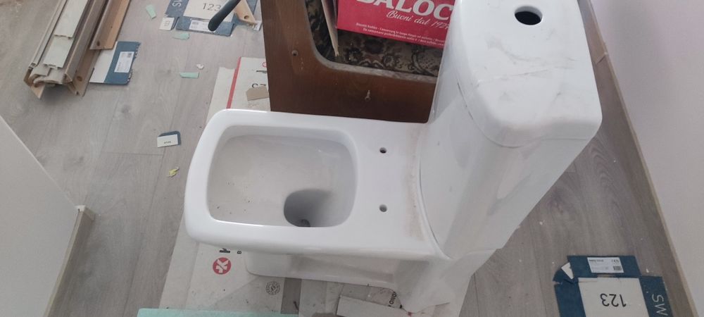 Set wc cu bazin aplicat, evacuare verticala și cada 160x70