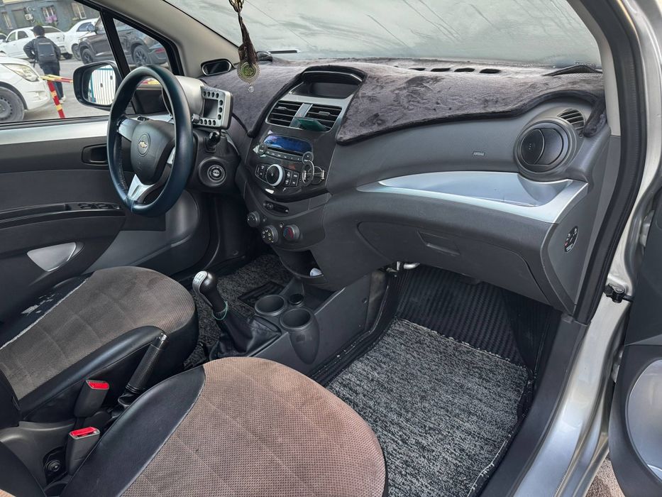 Spark 3-pozitsiya 2015-yil. Ideal holatda