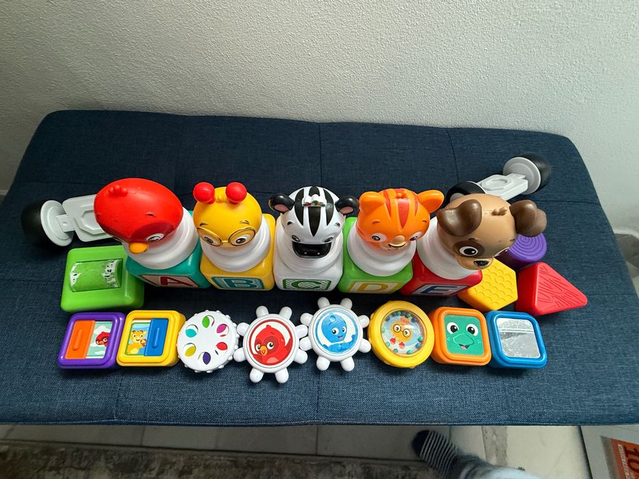 Joc piese magnetice Baby Einstein