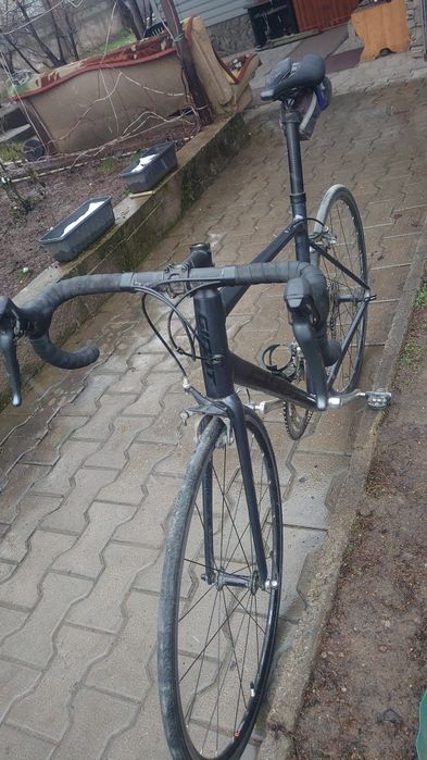 Giant contend 2. В отличном состоянии.