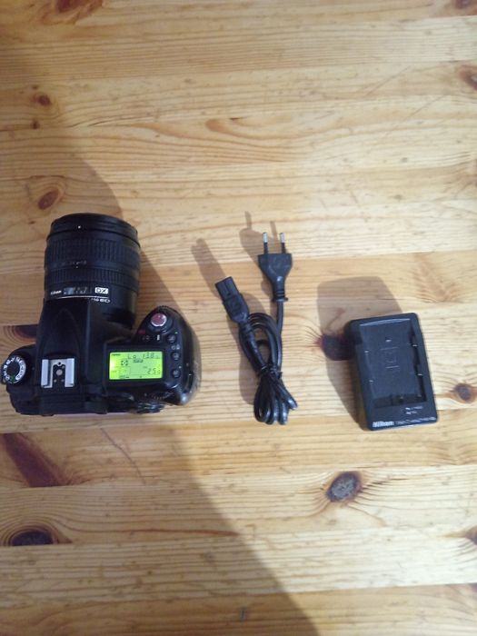 aparat foto Nikon D90 + obiectiv Nikon af-s 18-70mm+rucsac pentru camera