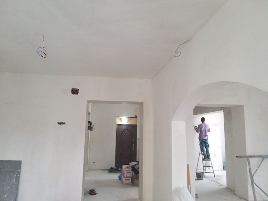 Meserias zugrav interioare renovari finisaje rigips glet lavabil