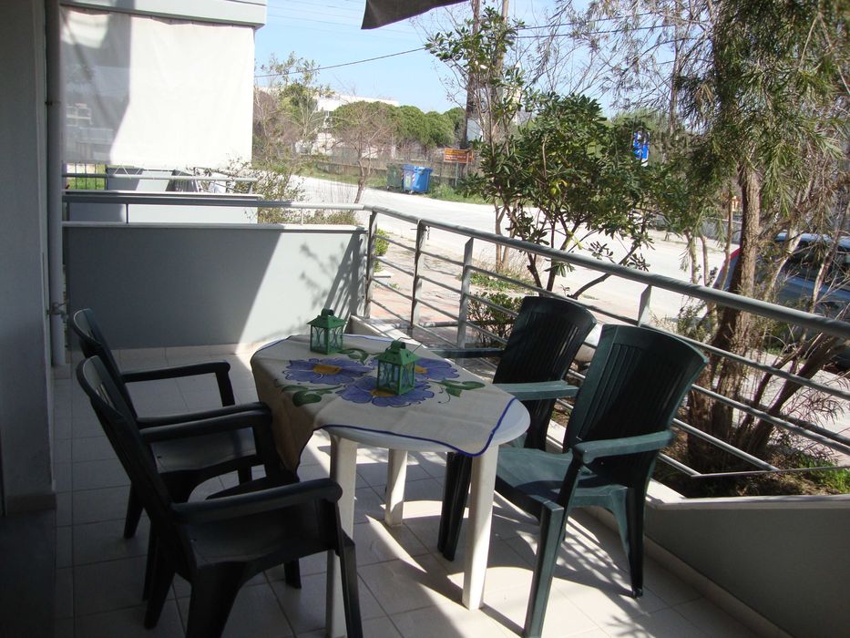 Почивка в Керамоти - Тристаен Апартамент "ДЖОЙ"