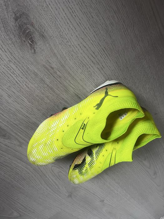 Ghete de fotbal puma