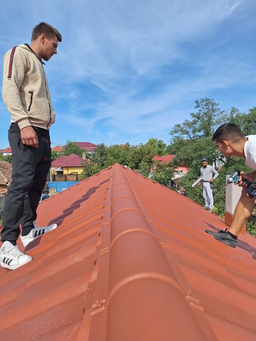 Acoperisuri Dulgheri Mansardări Reparații de Urgență firma specializat