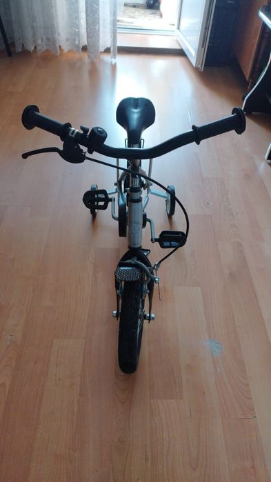 Se vinde bicicleta copii ca si noua