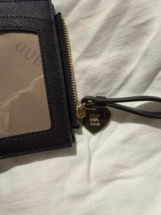 Дамски портфейл Guess