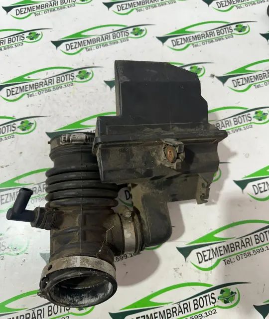 Furtun admisie Nissan Almera 2002 1.5 MT (98 hp)
