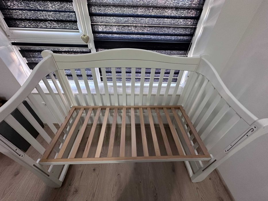 Детско Креватче + матрак +обиколки + калъфче против намокряне