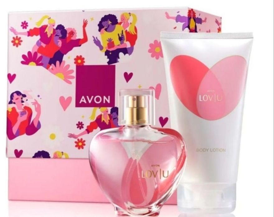 Set  Avon  LOV U