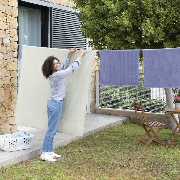 Sfoara de intins haine retractabila noua, 4m, Greutate acceptata 20 kg