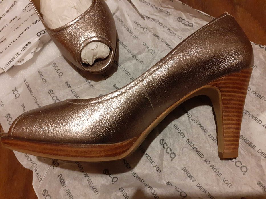 Pantofi ECCO Aurii (Light Gold)