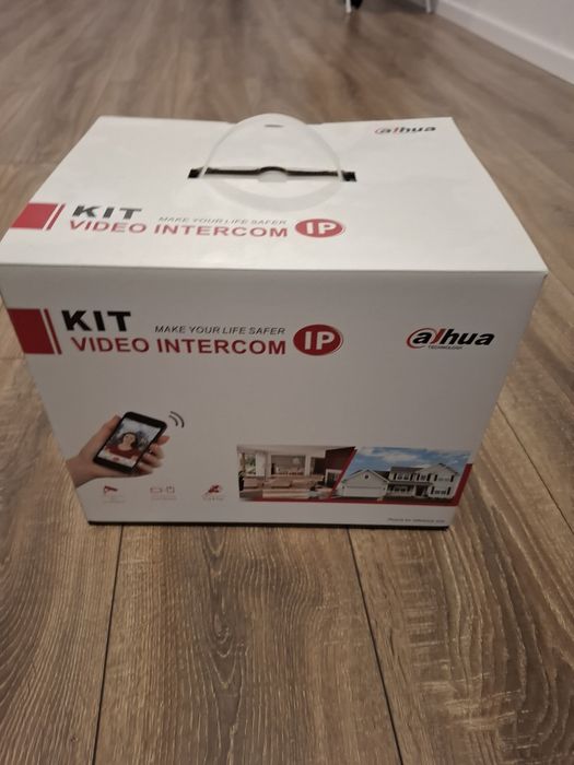 Vînd kit videointerfon pentru casă,nou