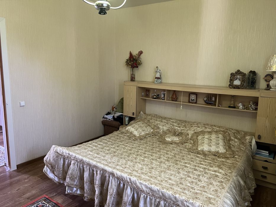 ховли сотилади  ваенгарадок  6. соток  бакавой. 2. корпус