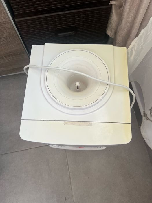 Dozator apă H2O