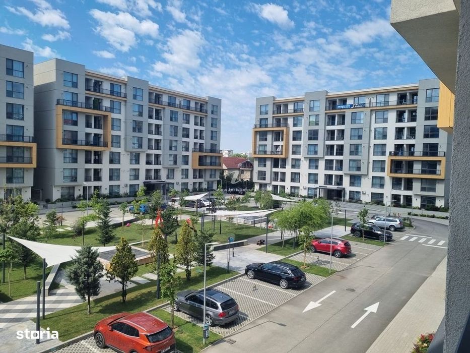 Apartament intr-un complex cu gradina privata si fantani decorative, l