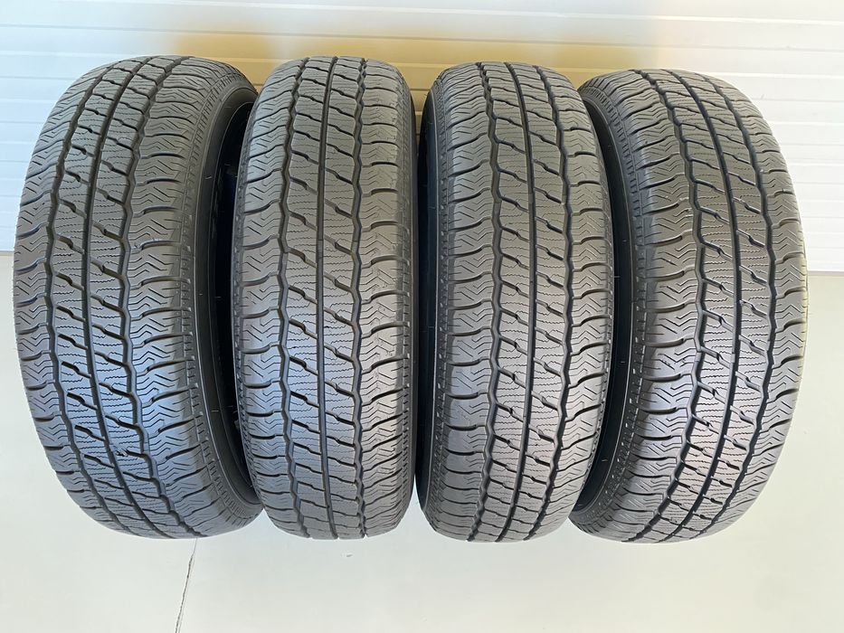 4бр зимни гуми 225/75/16C/Maxxis Vansmart A/S/AL2/dot0122/8.4мм грайфе