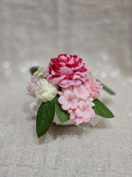 Ароматни свещи – букет от цветя | Ръчна изработка | Перфектен подарък