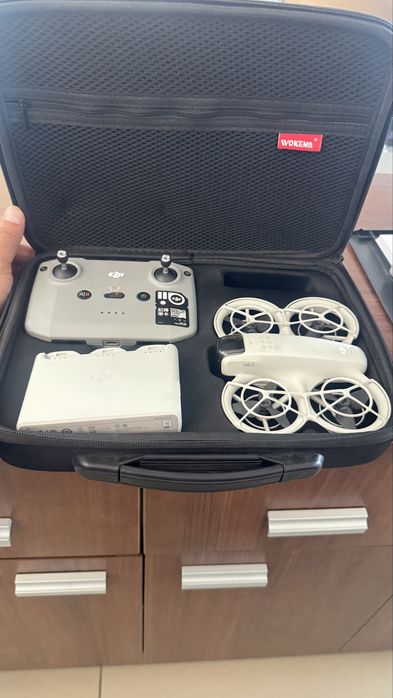 Продам дрон dji neo