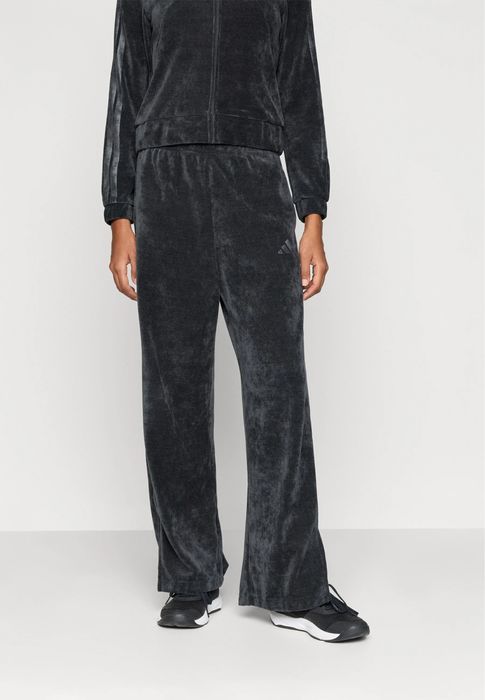 Adidas TIRO анцуг