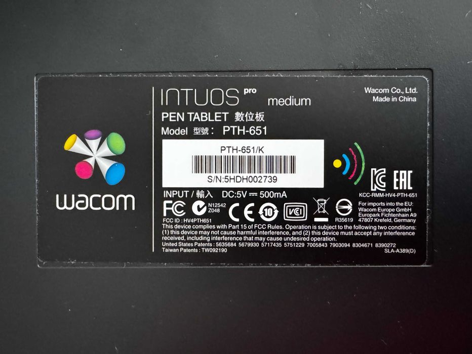 Wacom Intuos Pro Medium PTH-651 графический планшет