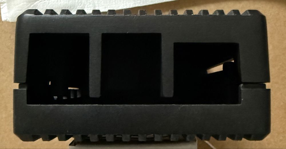 Carcasă aluminiu Raspberry Pi 4 – Nouă, Sigilată