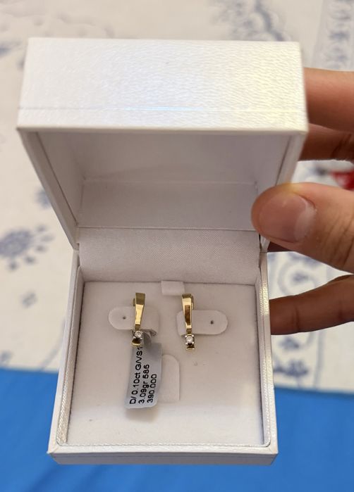 Золото с бриллиантом