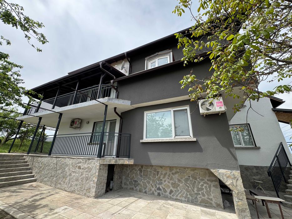 Продава се Къща в с. Драговищица, Област София-област - 383 кв.м за 940 €/кв.м - Снимка #6